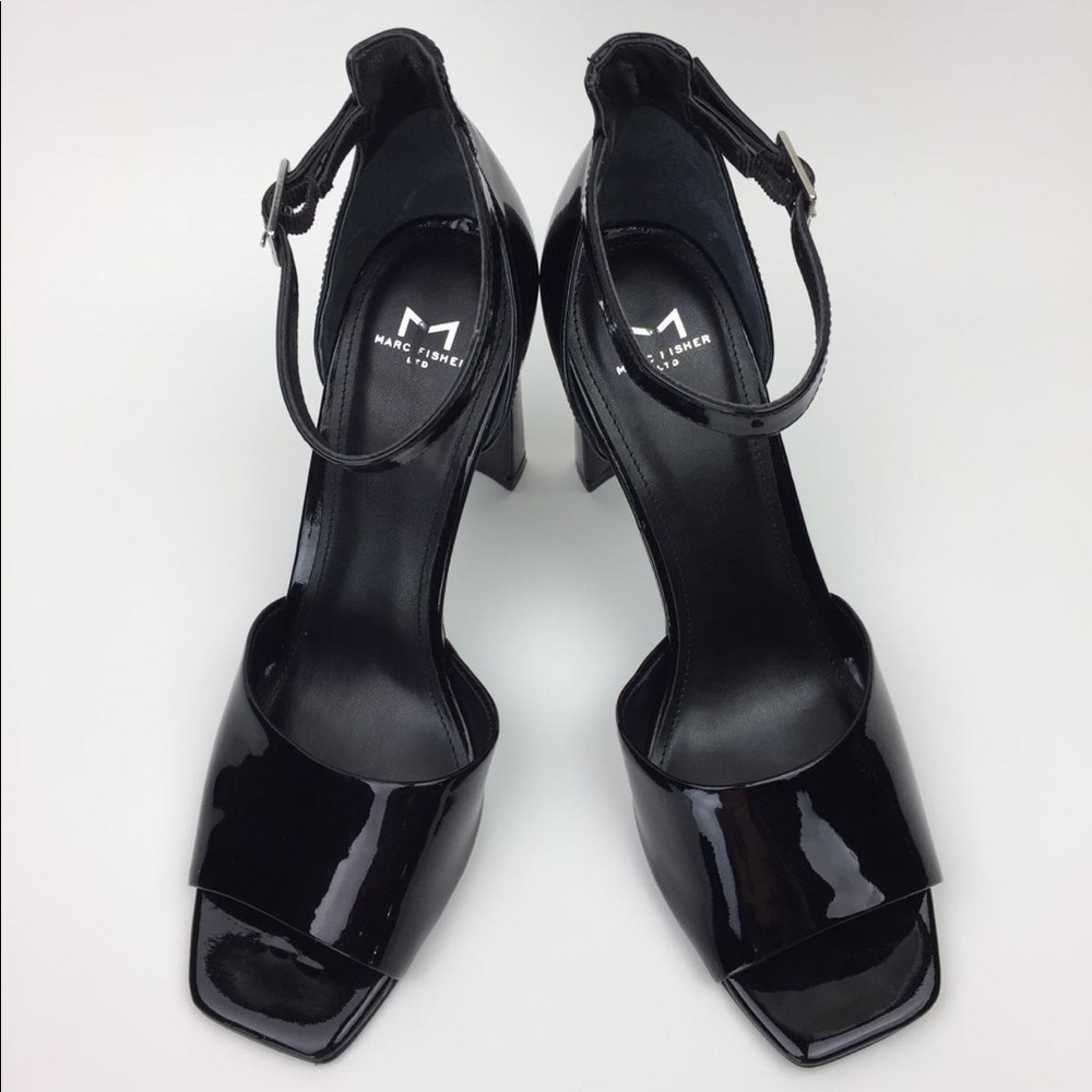 Marc Fisher LTD Harlin Ankle Strap Sandal … - Picture 2 of 8